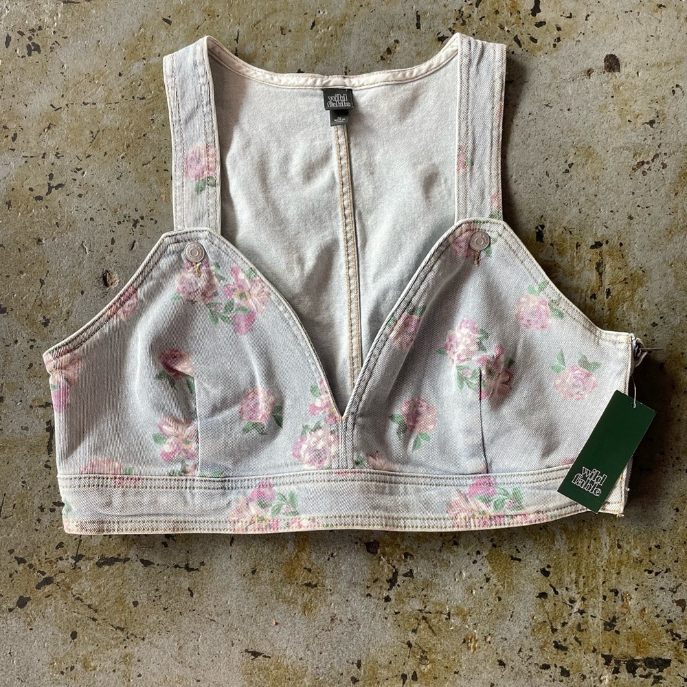 NWT Wild Fable Light Wash Floral Crop Denim Vest with Side Zipper in Size XL